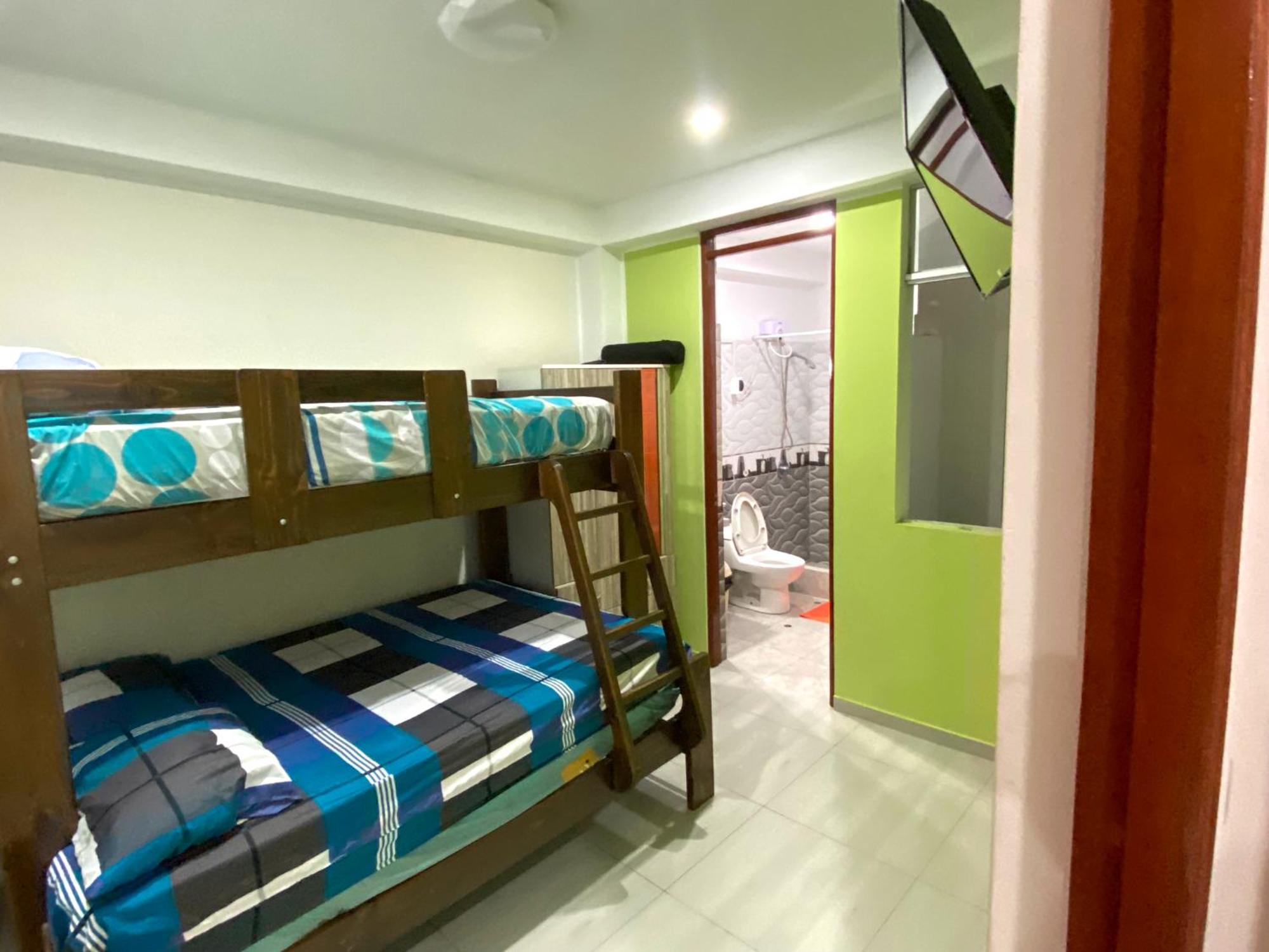 Hospedaje Rocio Del Mar Hotel Серо Азул Екстериор снимка