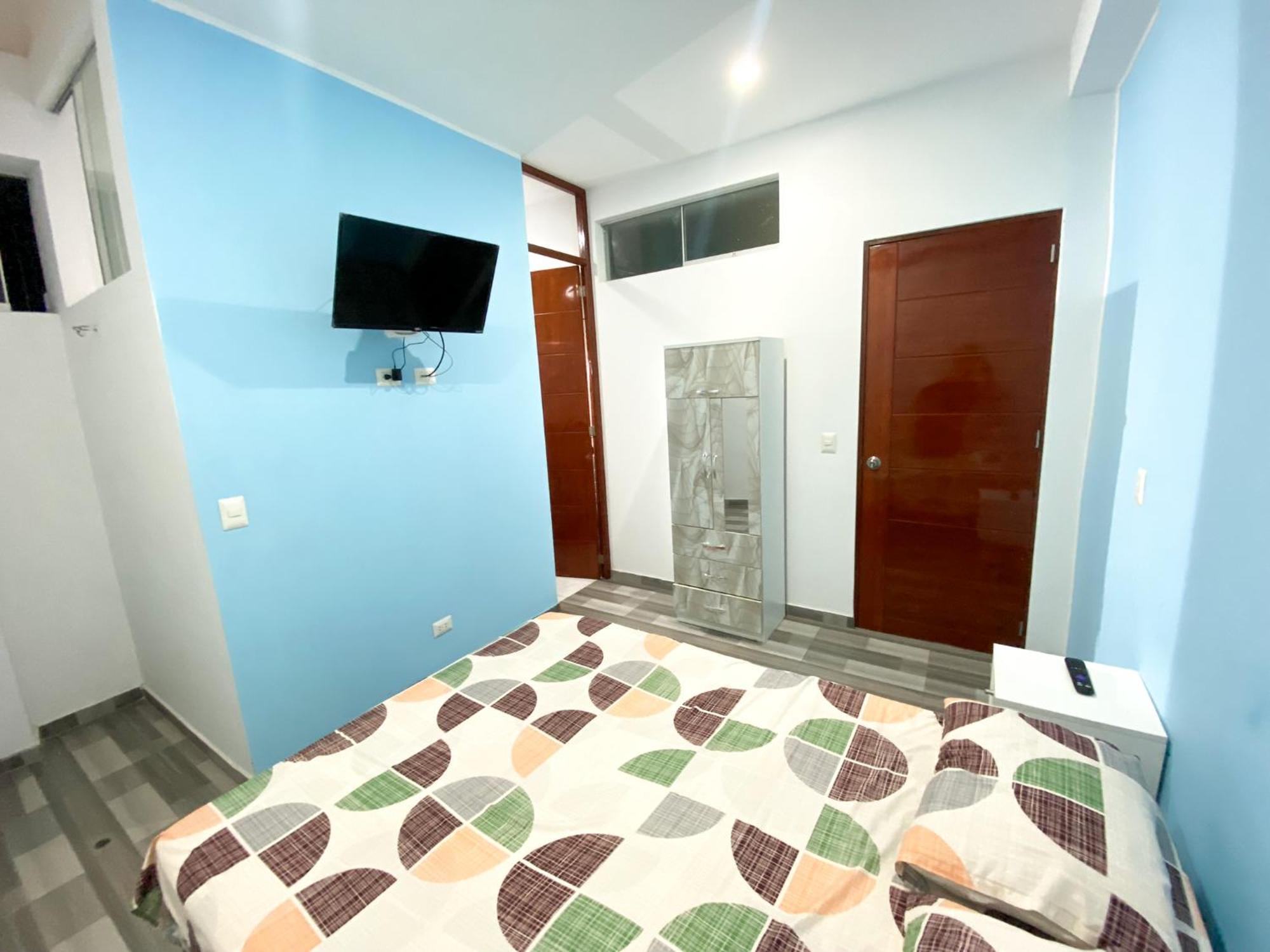 Hospedaje Rocio Del Mar Hotel Серо Азул Екстериор снимка