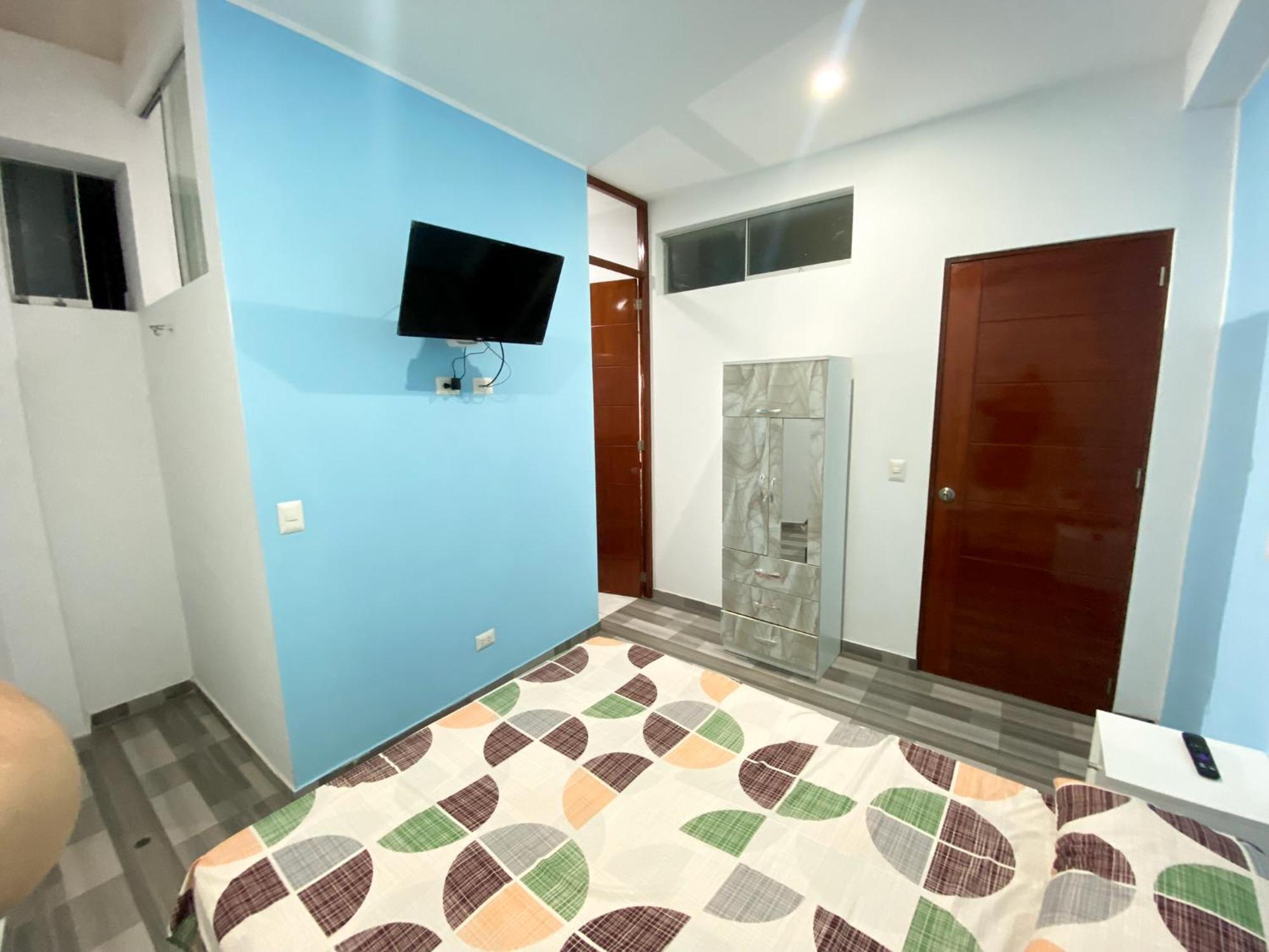 Hospedaje Rocio Del Mar Hotel Серо Азул Екстериор снимка